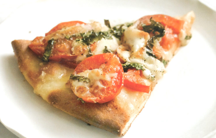 Receta de Cocina paso a paso: Pizza de Queso y Tomate